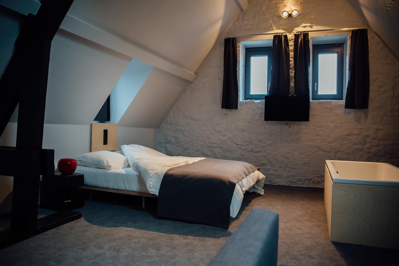 Auberge De L'Abbaye Thuin Esterno foto